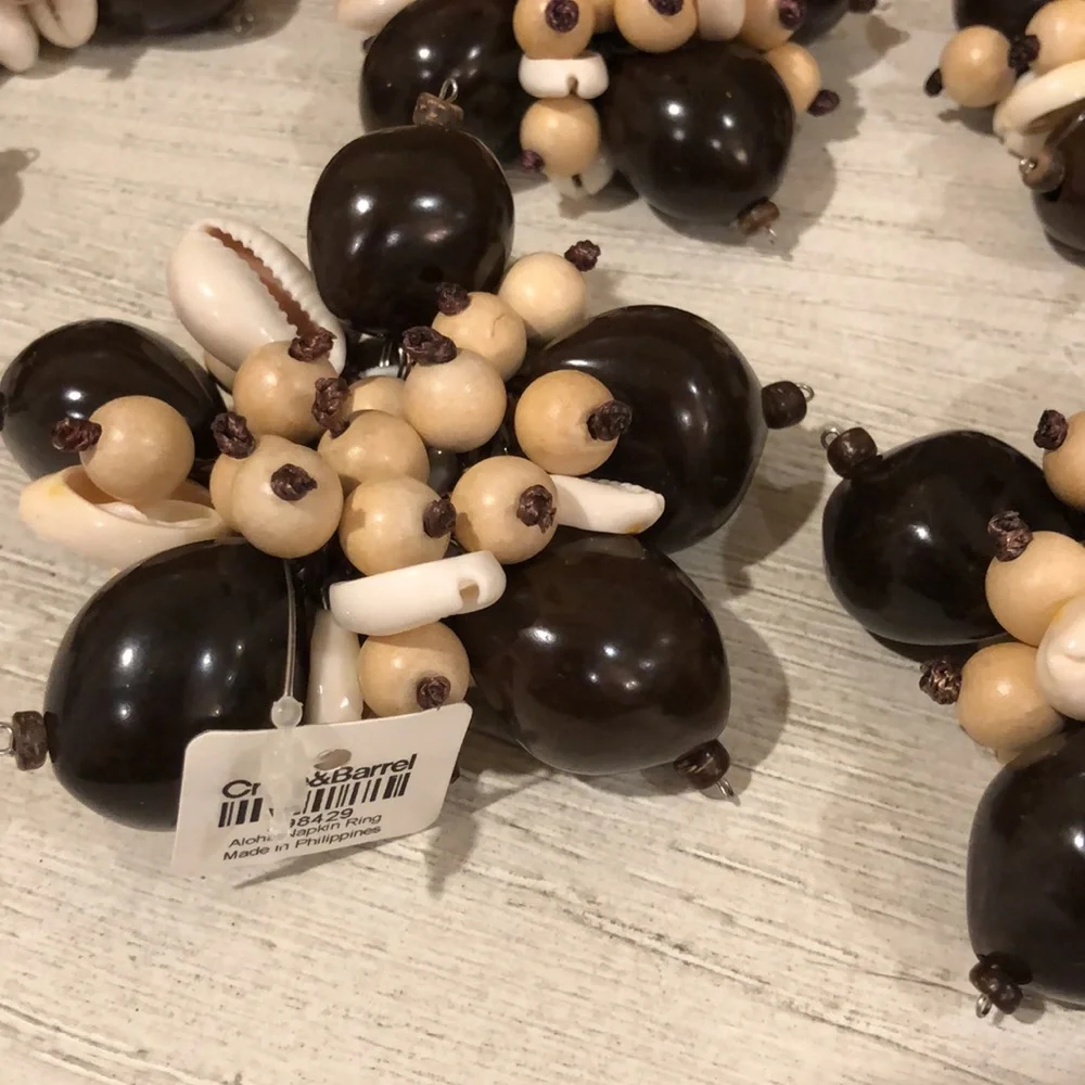 Crate & Barrel Aloha Napkin Rings. Set of 6